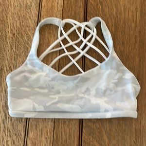 Lululemon free to be wild bra